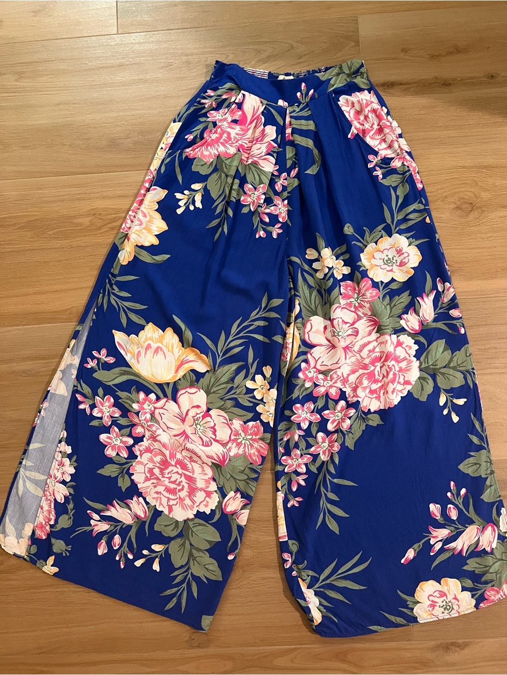 Maaji Blue Floral Wide Leg Palazzo Pants Medium Boho Tropical Side Slit Viscose